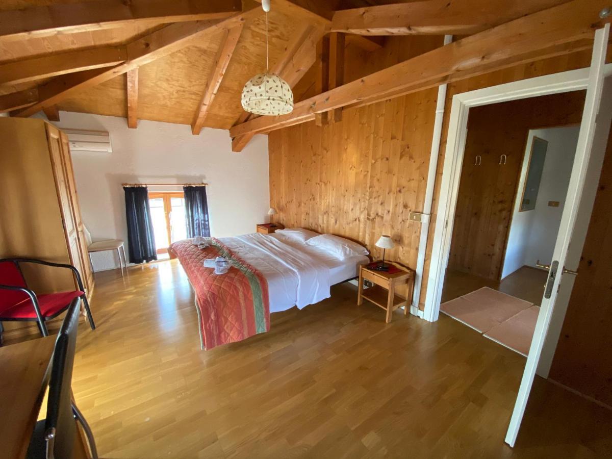 Qui Wolf Udine Hotel Collalto Exterior photo